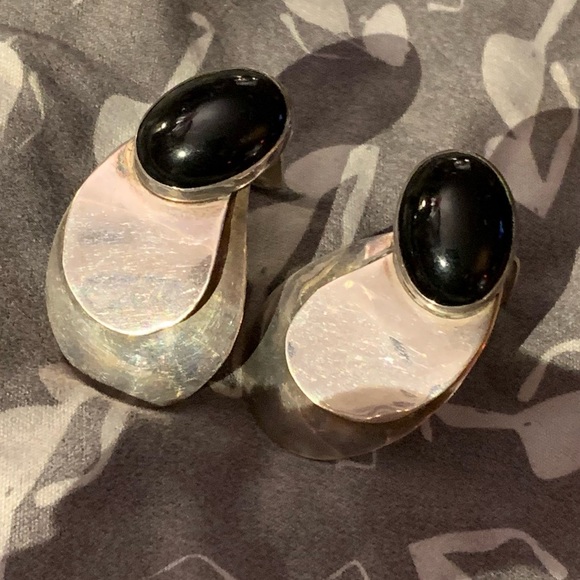 Louis Booth Black Onyx Earrings - Picture 1 of 6